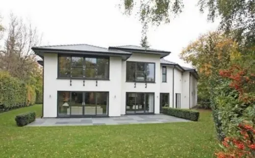 Haaland vive en una de las propiedades que Paul Pogba tiene en Manchester (Mercury Press & Media)