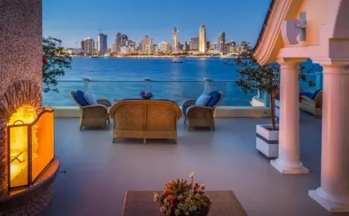Una vista de lujo que tiene el hogar del dominicano en la bahía de San Diego (Rich Report)
