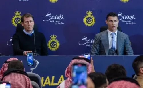 Cristiano y Rudi García, en la presentación del portugués en Al Nassr