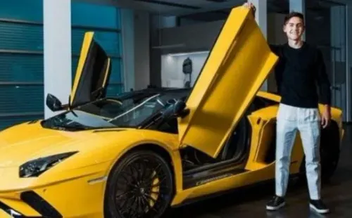 El gusto que se dio Paulo Dybala: comprarse un Lamborghini Aventador (Instagram)