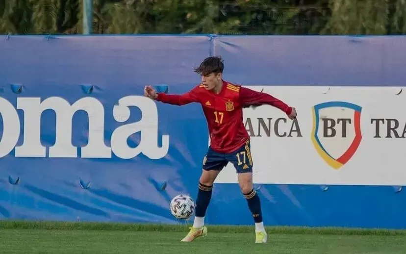 Alejandro Garnacho en el Sub 18 de España. Foto: Diario Con Vos.