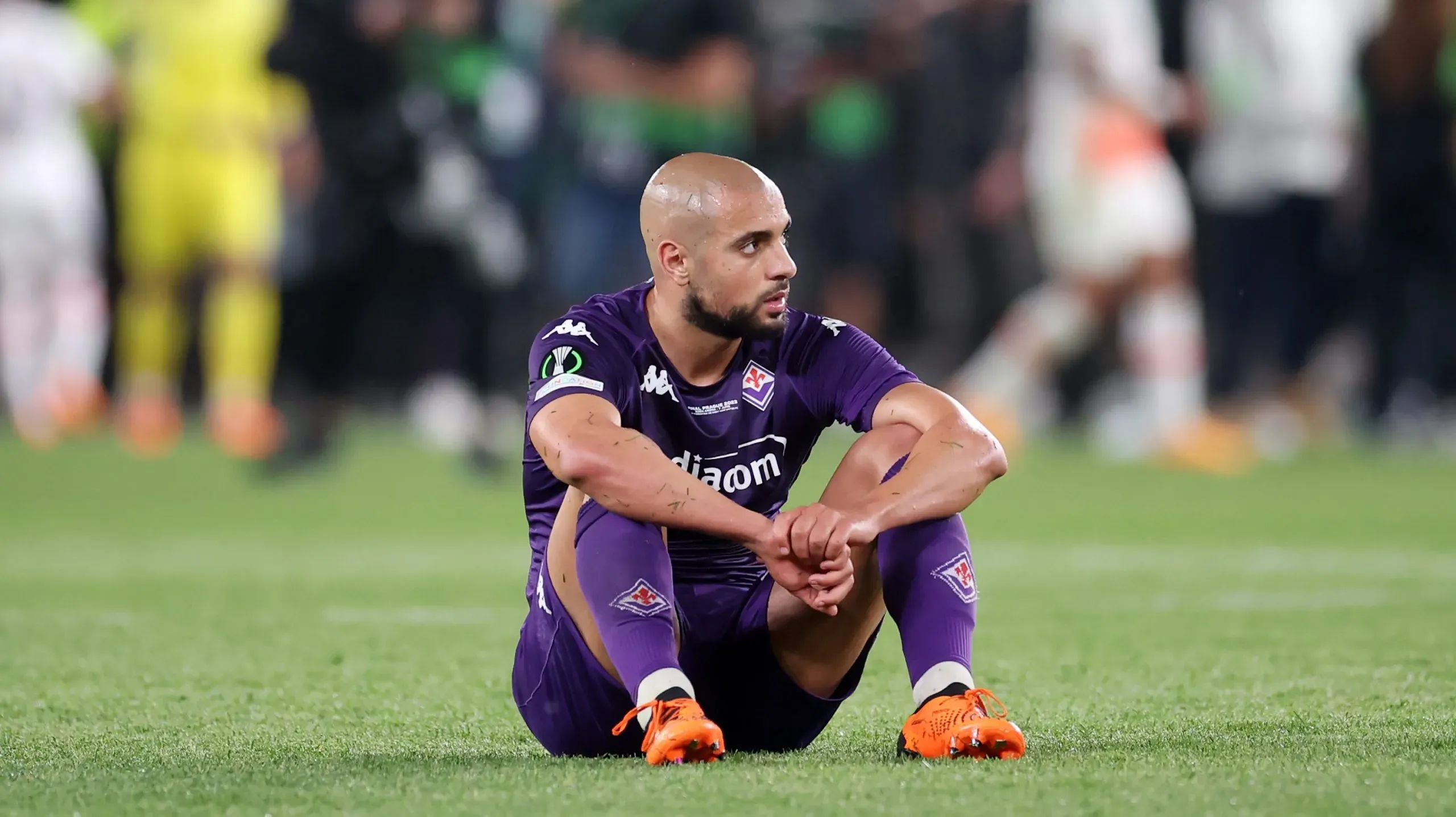 Sofyan Amrabat viene de caer con la Fiorentina en la final de la Copa Italia y en la de la Conference League. Getty Images.