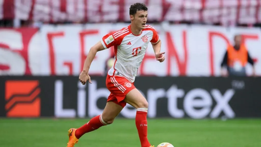 Benjamin Pavard tiene muchas ganas de jugar en el United.