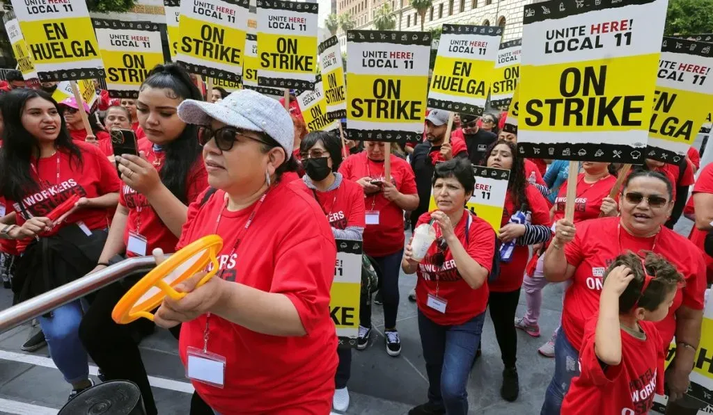 Huelga de trabajadores del sector hotelero en California: TW