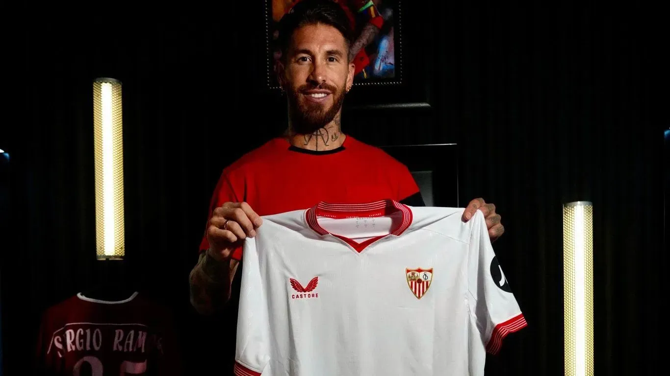 Sergio Ramos finalmente firmó su regreso al Sevilla. @SevillaFC