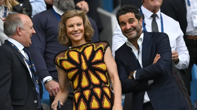 Amanda Staveley y Mehrdad Ghodoussi forman parte de los socios accionarios de Newcastle (Getty).