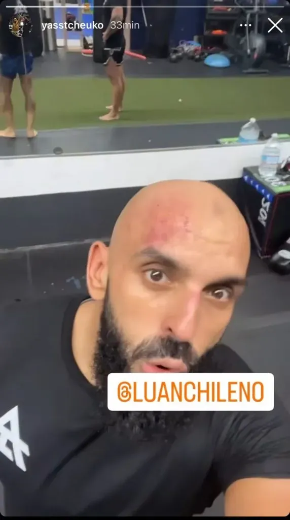 Golpe al guardaespaldas de Messi. (Foto: / @yasstcheuko)