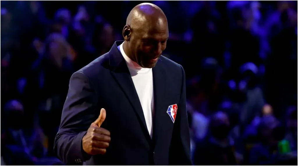 Michael Jordan durante el Equipo 75 de la NBA (Foto: Jason Miller / Getty Images)