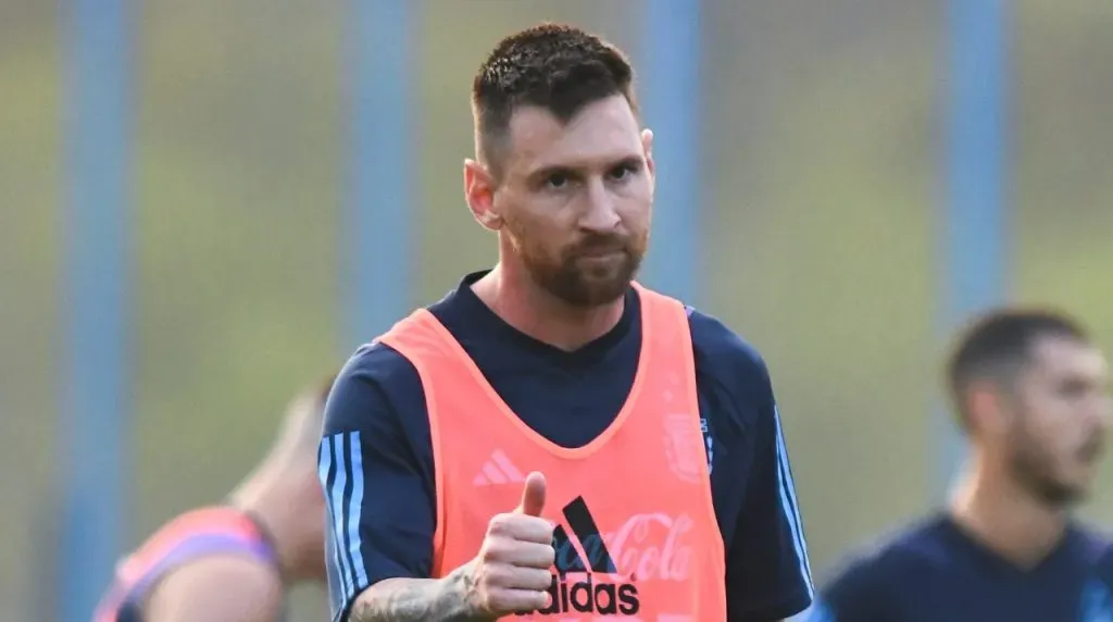 Leo Messi antes del partido Argentina vs. Paraguay del jueves 12 de octubre. (Foto: Getty Images)