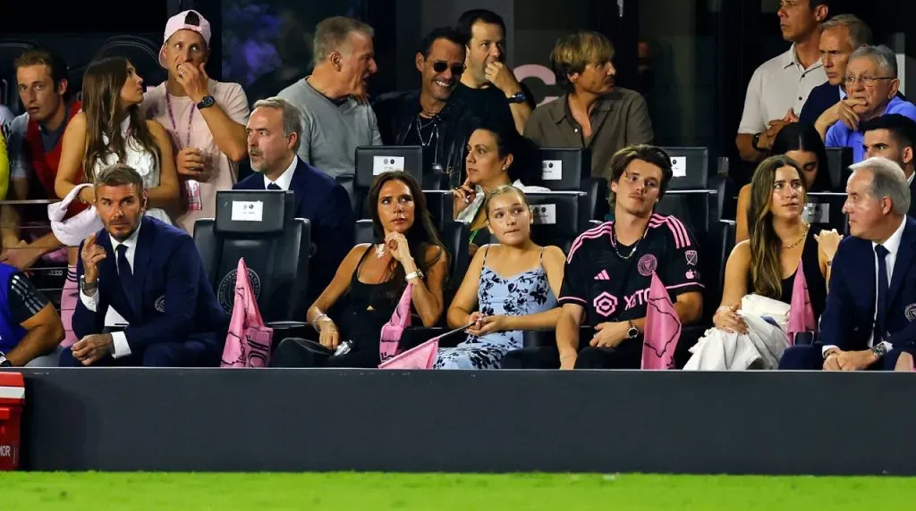 La familia Beckham en el debut de Messi en Inter Miami. (Foto: Getty Images)