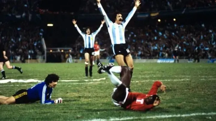 Ramón Quiroga el principal señala en la Selección Peruana en el Mundial de 1978. (Foto: Difusión).