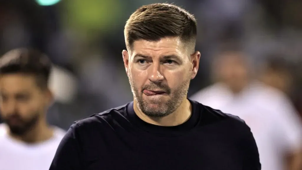 Steven Gerrard ya intentó llevarlo a su Al-Ettifaq.