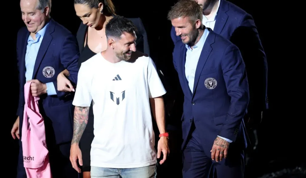David Beckham y Lionel Messi en su presentación por Miami; Getty Images