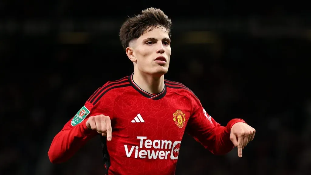 Alejandro Garnacho, titular ante Newcastle.