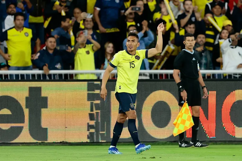 Ángel Mena fue la gran sorpresa en el once de Ecuador y respondió con un gol. (FOTO: GettyImages)