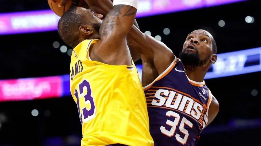 LeBron y Durant suman 4 y 2 títulos NBA, respectivamente. (Foto: Getty Images)