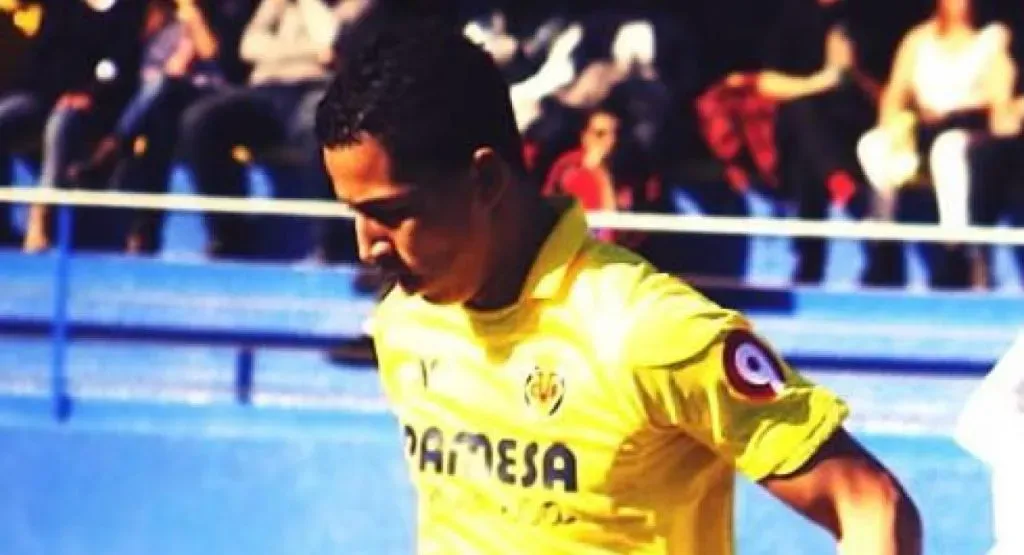Miguel Parrales ya había jugado en el exterior defendiendo la camiseta del Villarreal de España. Foto: Villarreal CF.