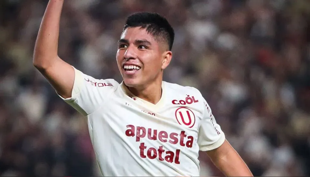 Quispe celebrando un gol con Universitario. (Foto: Universitario Prensa)