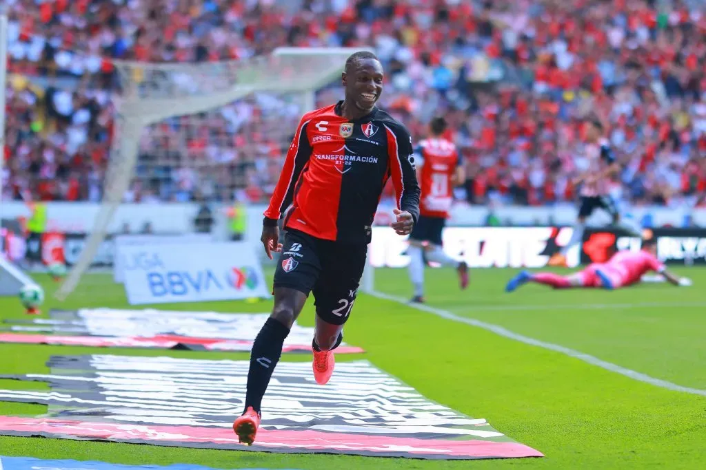 Aníbal Chalá tuvo un último paso en el exterior en el Atlas de México donde fue campeón. Foto: Getty.