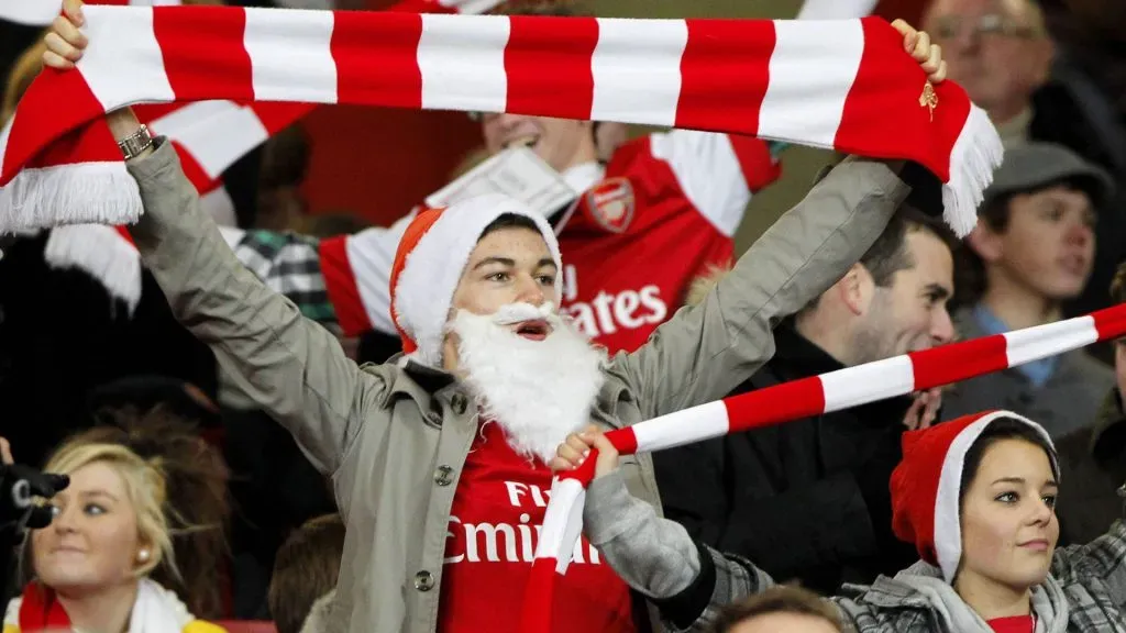 Papá Noel “presente” en los estadios de la Premier League (Imago)