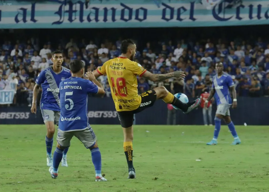 Espinoza fue uno de los mejores jugadores de Emelec en el último Clásico del Astillero. (Foto: API)