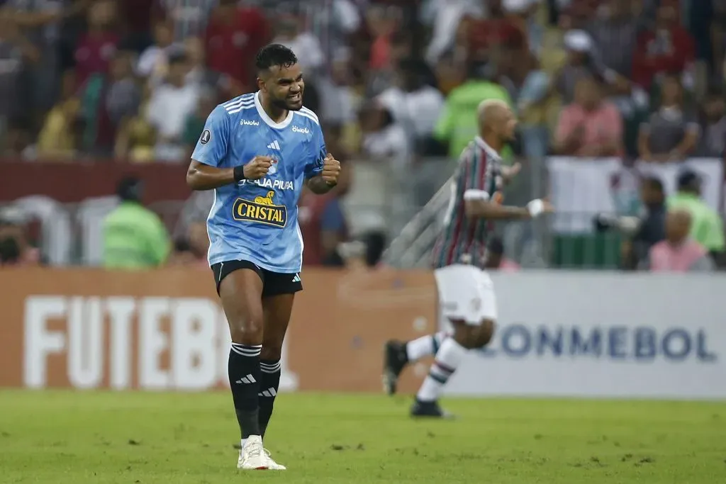Brenner Marlos jugando la Copa Libertadores con Sporting Cristal. (Foto: Getty).