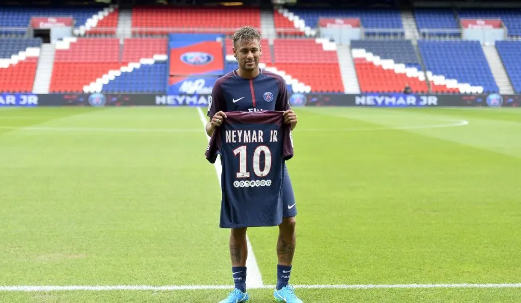 Presentación de Neymar en PSG por el verano del 2017: Getty Images