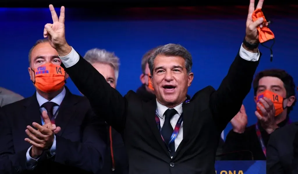 Joan Laporta en la elección ganada para ser presidente del Barcelona. ¿Aceptaría ser una SAD?: Getty Images