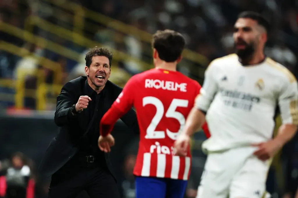 Diego Simeone en el Atlético de Madrid vs. Real Madrid que se disputó en Riad. Getty Images.