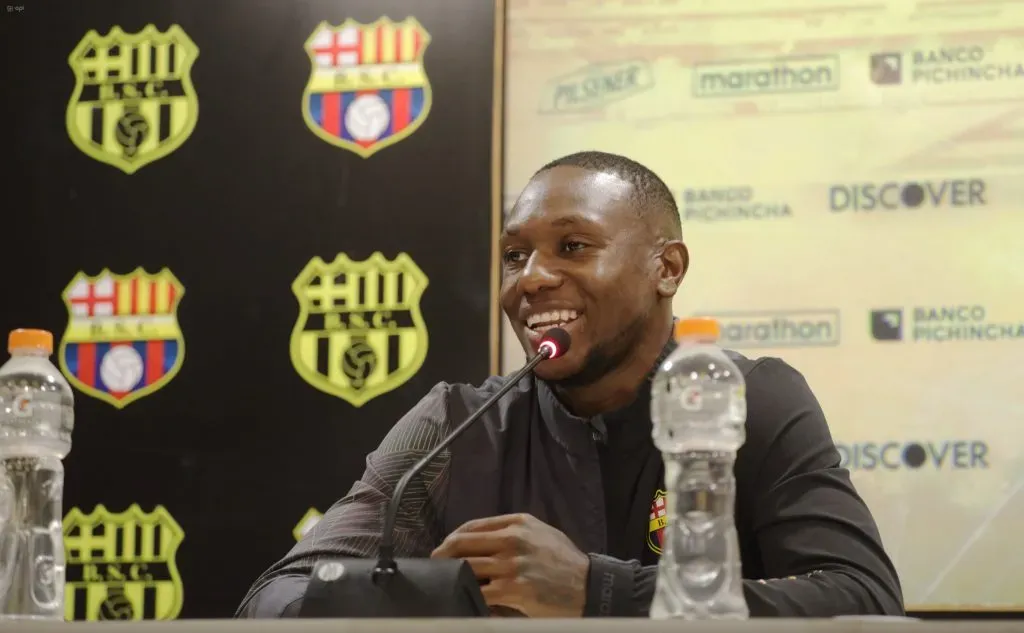 Aníbal Chalá fue el primer refuerzo presentado por Barcelona SC. (Foto: API)