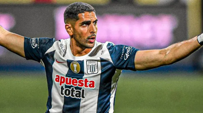 Sabbag jugando para Alianza. (Foto: Alianza Lima Prensa)