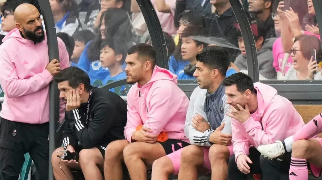 Cheuko (izq.) y Messi (der.) en partido amistoso de Inter Miami. (Foto: Getty Images)