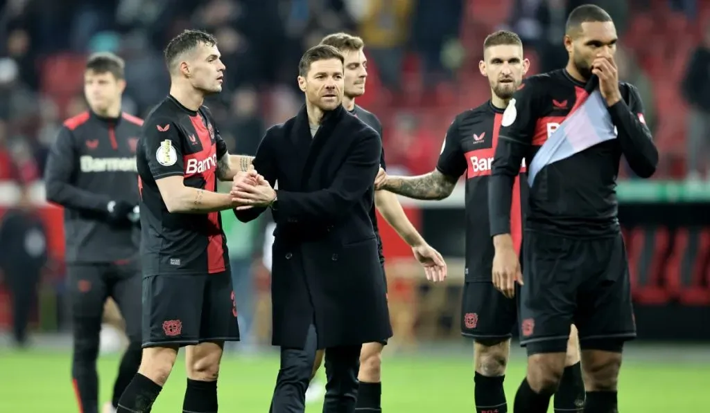 Xabi Alonso y sus jugadores tras derrotar al Bayern Munich semanas atrás: Getty Images