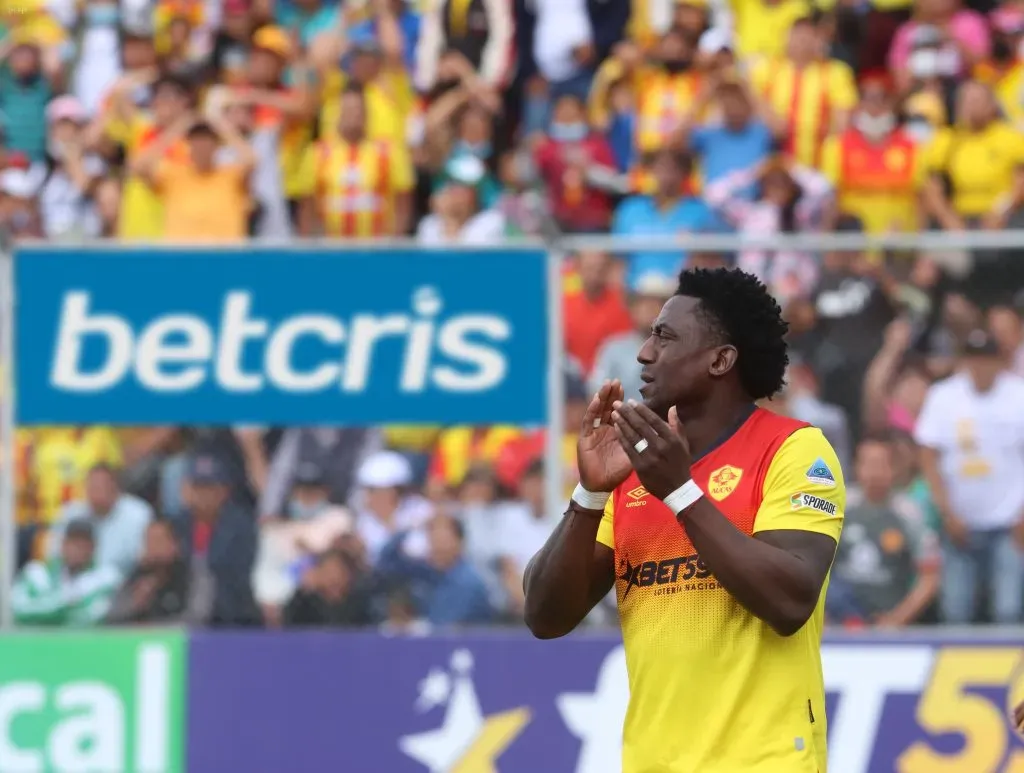 Roberto Ordóñez aún tiene contrato con Aucas por 5 meses más. (Foto: API)