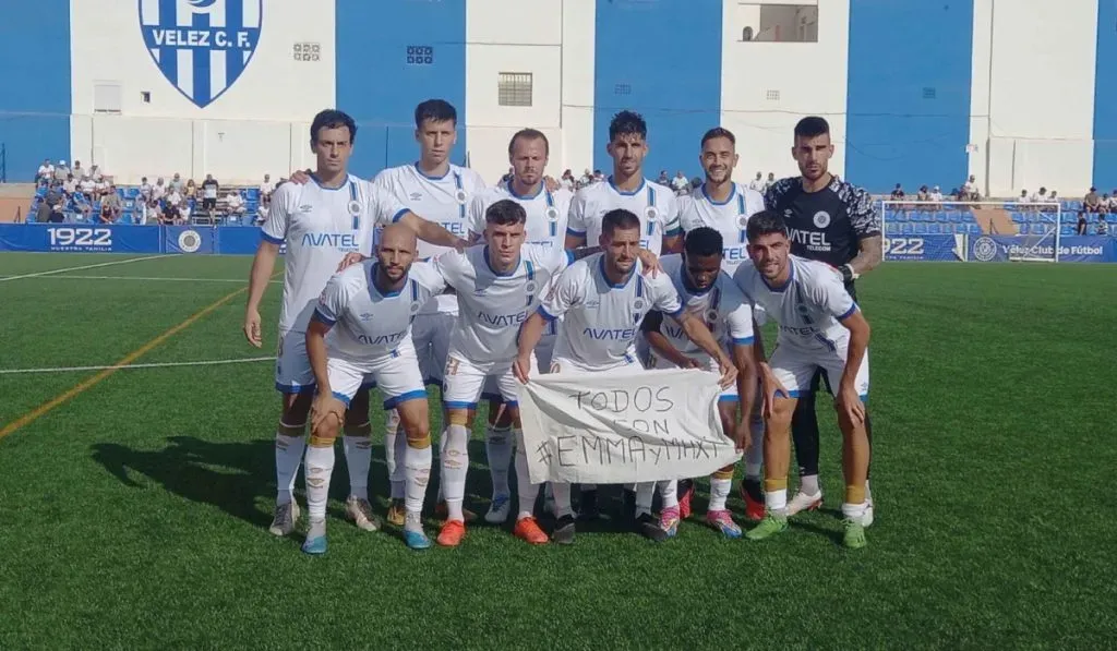 Damián Zamorano y Vélez antes de un encuentro en Segunda RFEF: Getty Images