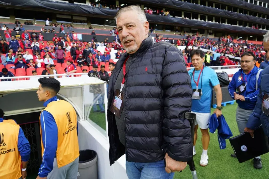 Ever Hugo Almeida tuvo que ser operado a comienzos de año y no se ha integrado completamente al trabajo de El Nacional. (Foto: API).