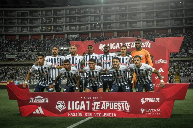 Alianza Lima previo a la derrota ante Sporting Cristal. (Foto: Liga 1).