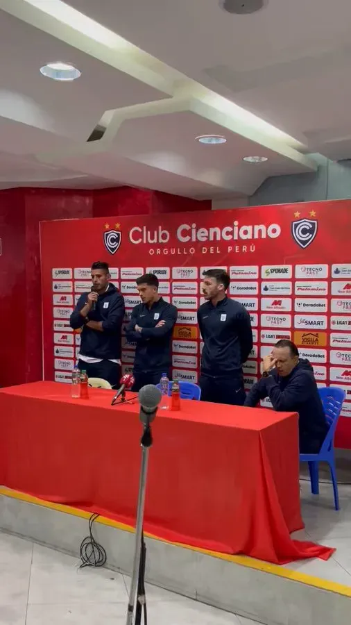 Jugadores de Alianza Lima en conferencia de prensa. (Foto: Twitter).