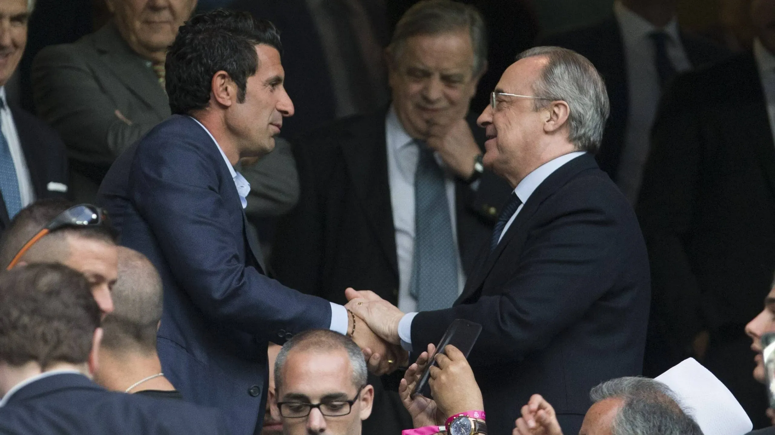 Luis Figo confesó sus diferencias con Florentino Pérez.