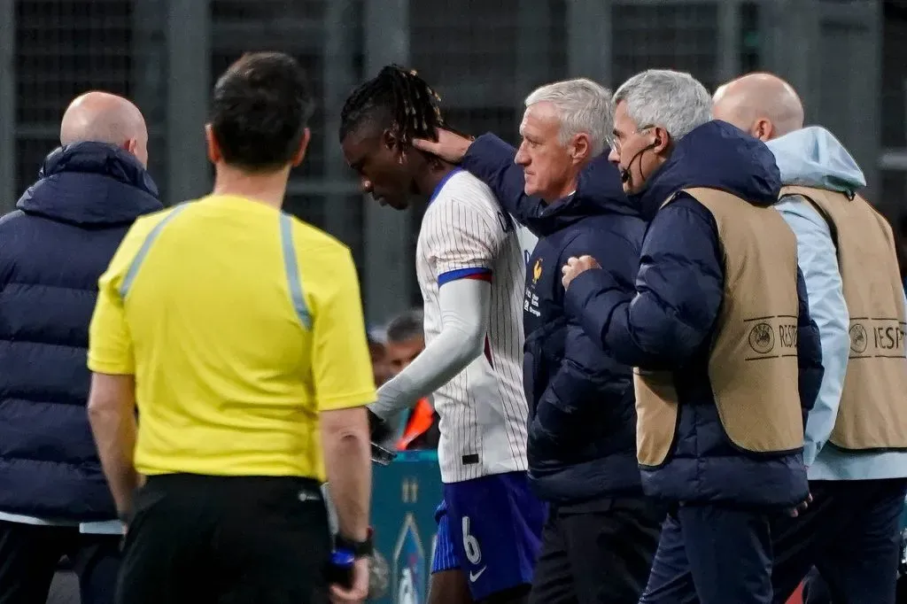 Eduardo Camavinga en el momento que debió ser reemplazado en el Francia vs. Chile.