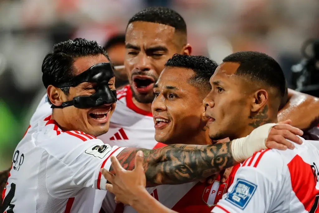 Lapadula, Callens, Yotún y Reyna con Perú. (Foto: Selección de Perú Prensa)