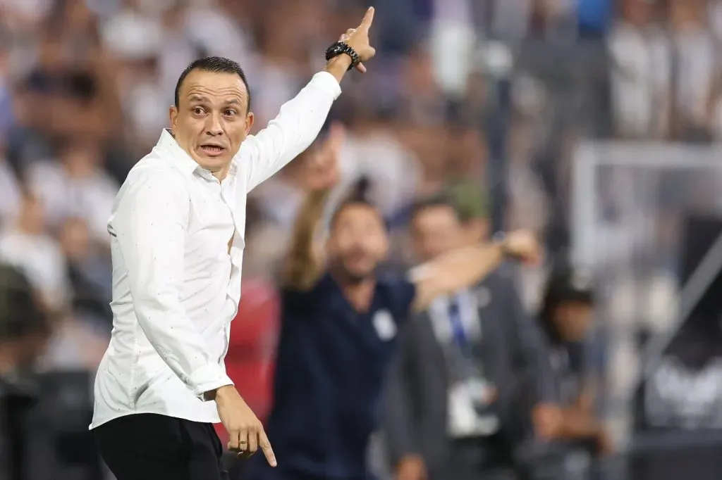 Alejandro Restrepo contra Fluminense. (Foto: IMAGO).