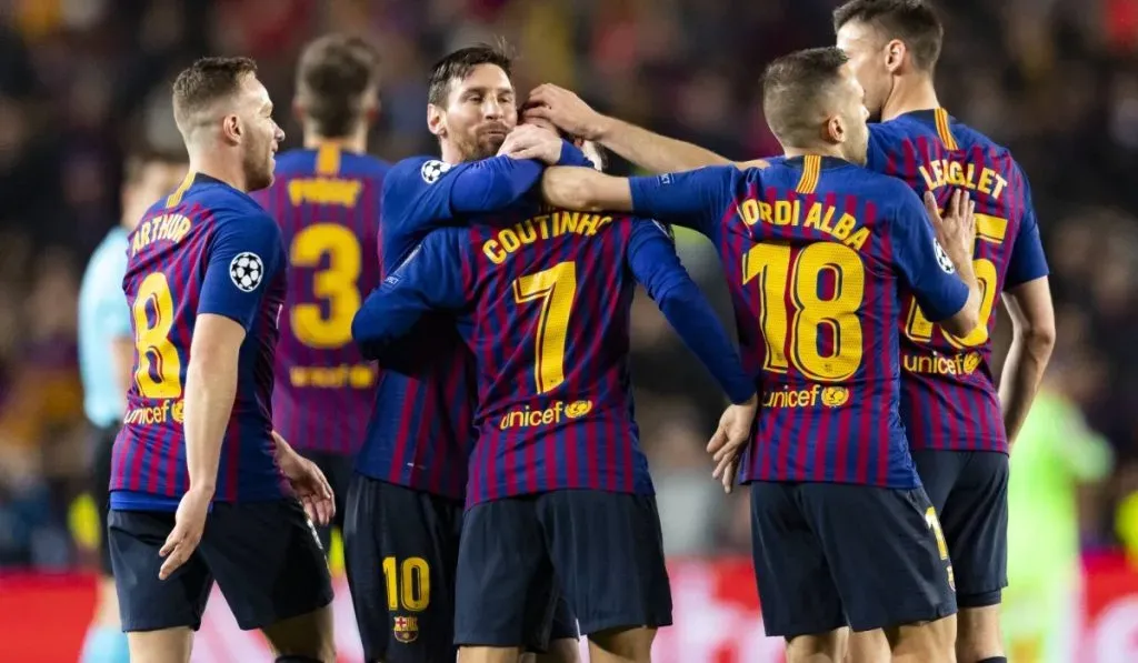 Messi y los jugadores del Barcelona en su última semi de Champions: IMAGO