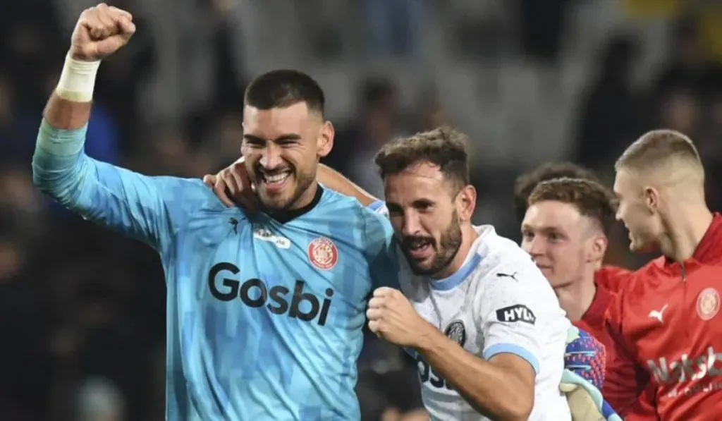 Gazzaniga y Stuani celebran el triunfo ante Barcelona: IMAGO