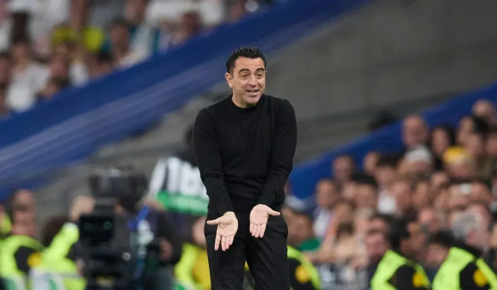 Xavi Hernández y sus quejas tras el polémico Real Madrid vs. Barcelona. (Foto: IMAGO)