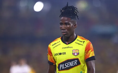 Adonis Preciado usaba este peinado en el comienzo de temporada. (Foto: GettyImages)