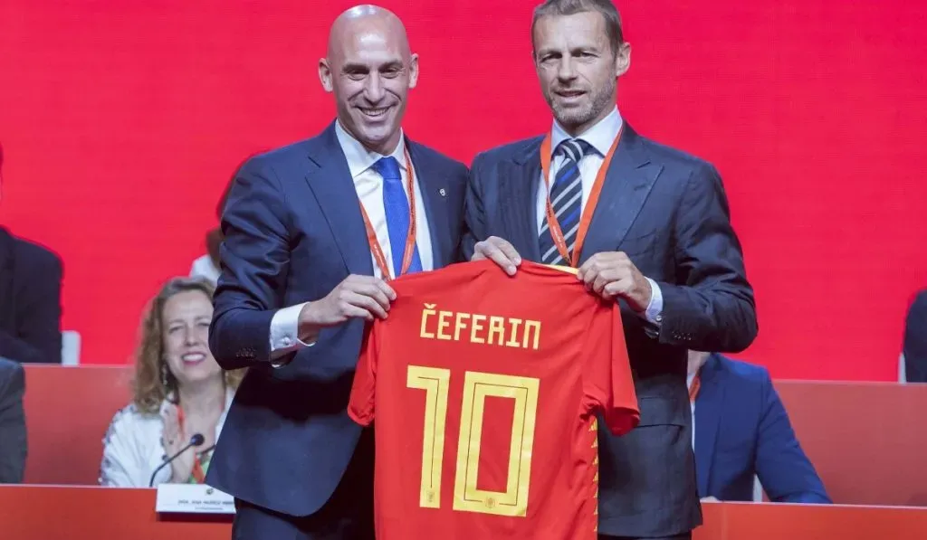 Rubiales y Ceferin, la otra parte de la denuncia de The Objective: IMAGO