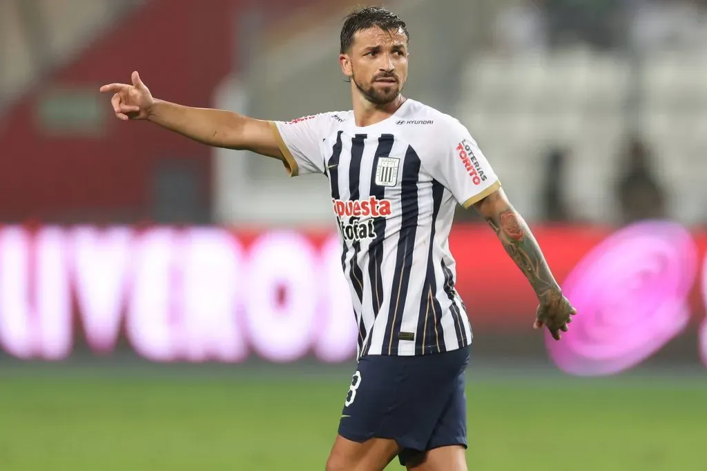 Gabriel Costa jugando en Alianza Lima. (Foto: IMAGO)