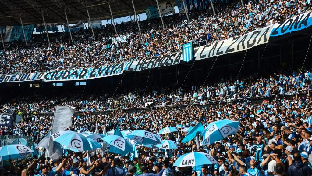 La Academia cuenta con una de las hinchadas más apasionadas (Getty Images)