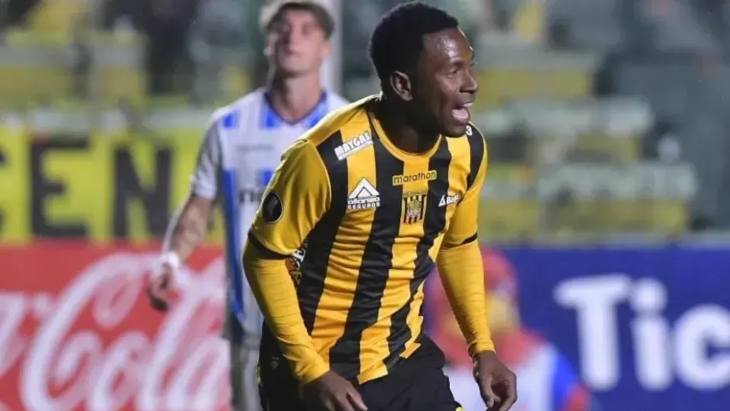 Bryan Angulo busca nuevo equipo, tras dejar Bolivia. (Foto: Visión 360)